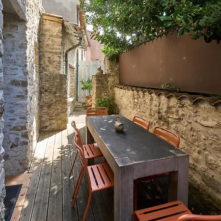 Holiday home Casa Royal - Cite 500m, Free Public Car Park 200m, Wifi, Cite View Terrace *
