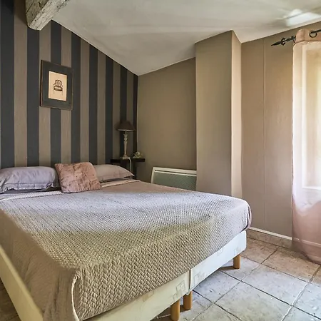 Casa Royal - Cite 500m, Free Public Car Park 200m, Wifi, Cite View Terrace Holiday home *