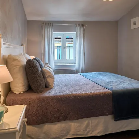 Holiday home Casa Royal - Cite 500m, Free Public Car Park 200m, Wifi, Cite View Terrace