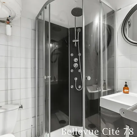 Casa Royal - Cite 500m, Free Public Car Park 200m, Aircon, Wifi, Cite View Terrace Holiday home